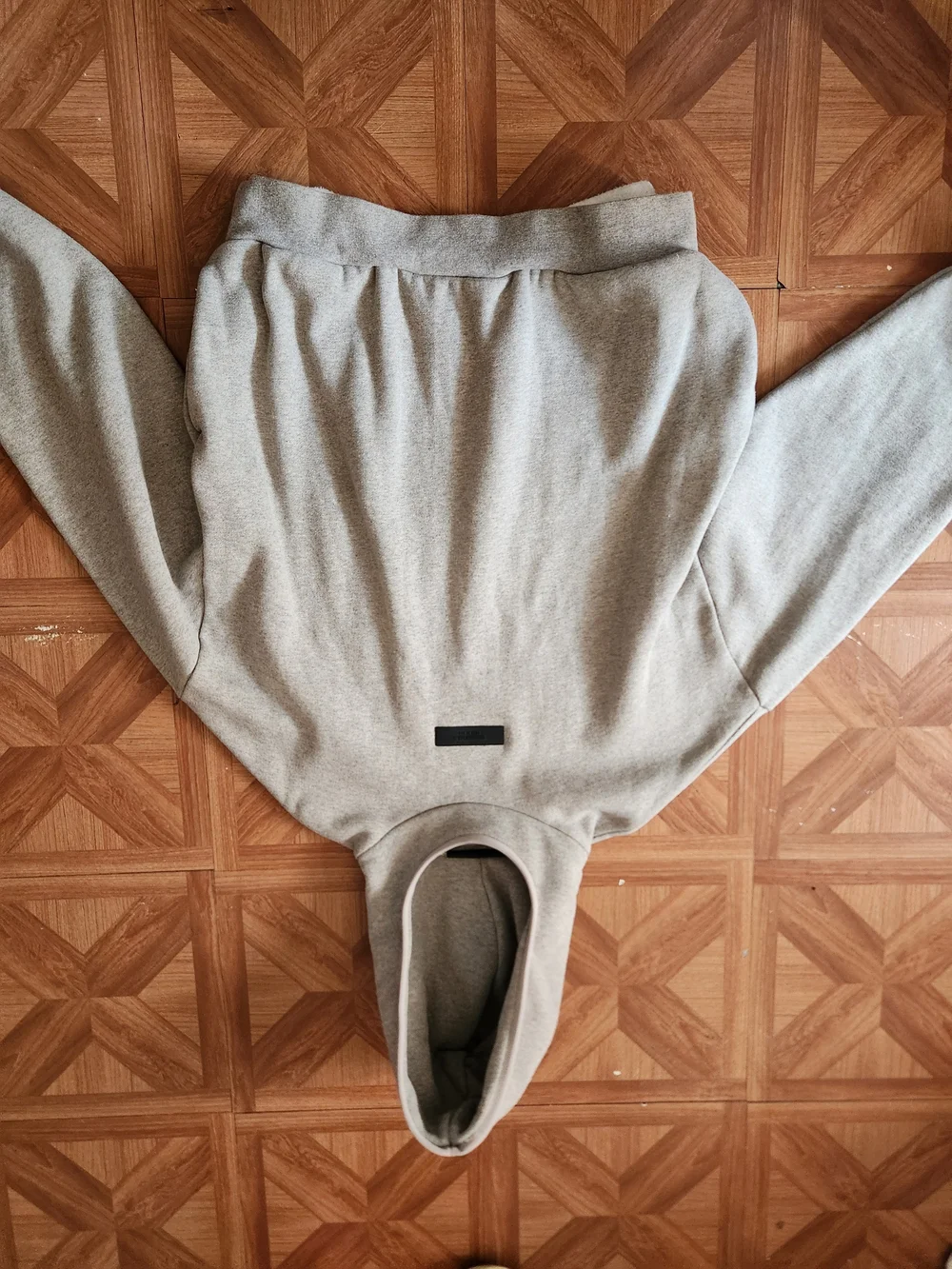 Men's Light Gray Hooded Pullover Sweatshirt - Classic Everyday Hoodie